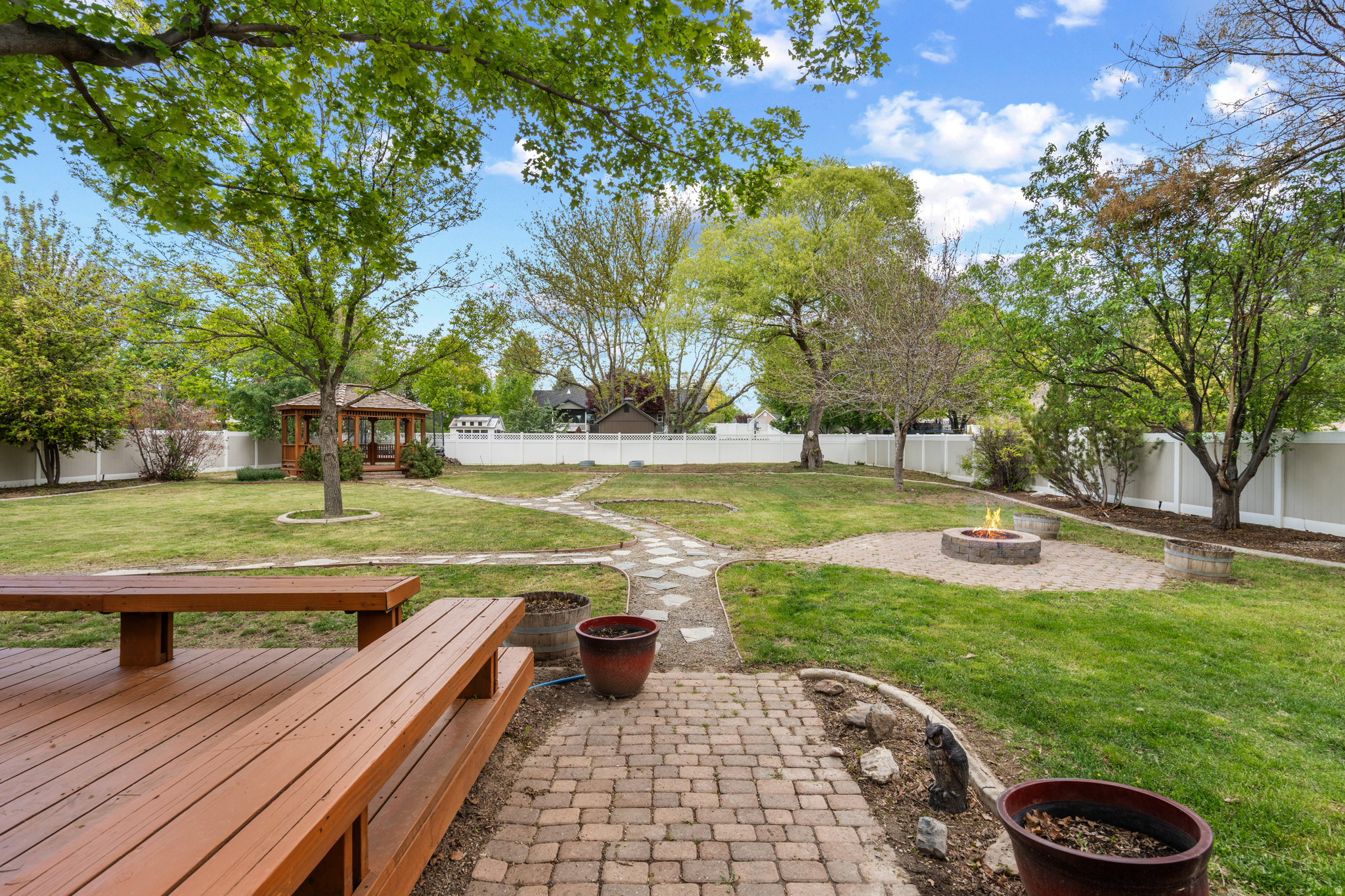 MAHOGANY MOUNTAIN ESTATES - Residential