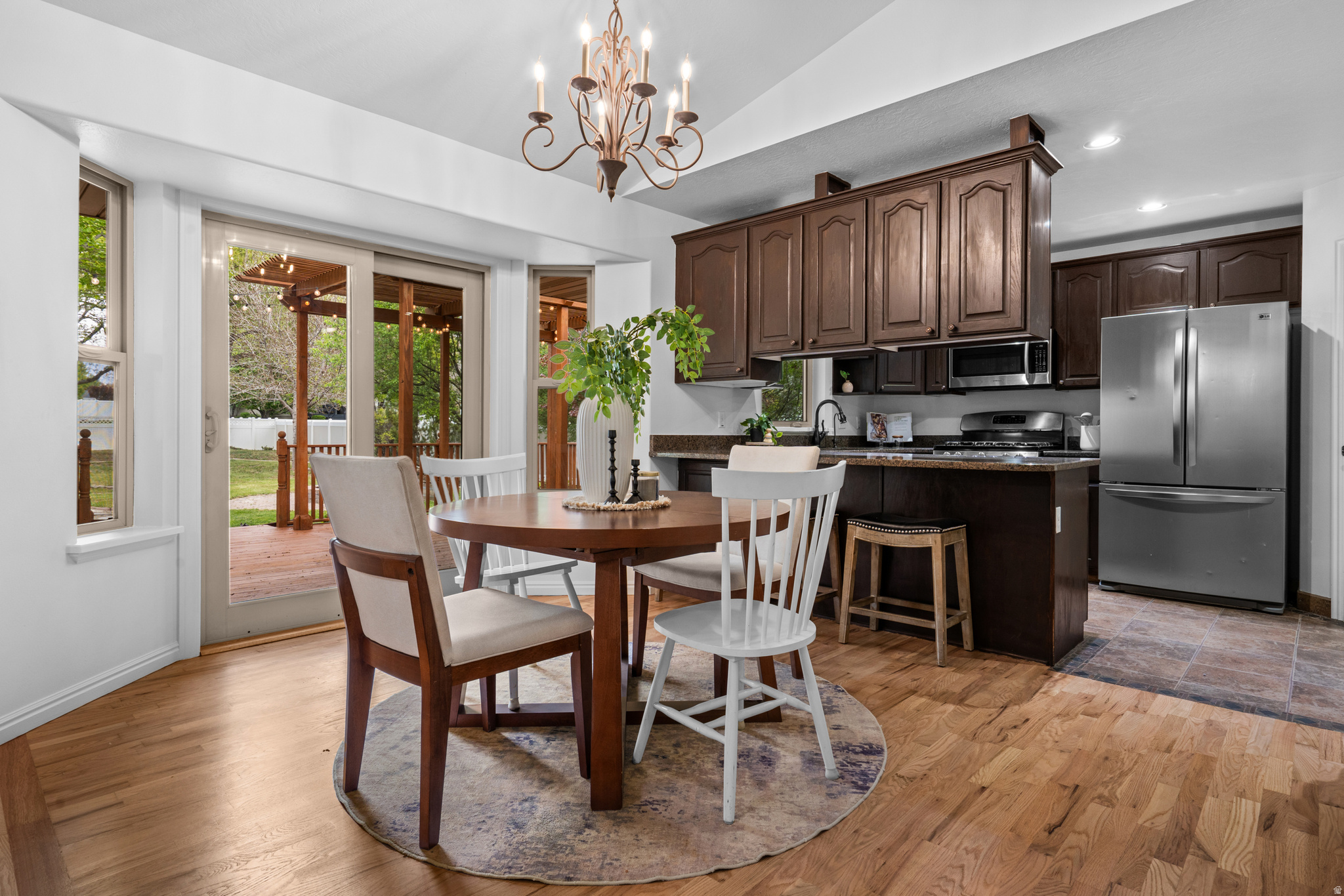 MAHOGANY MOUNTAIN ESTATES - Residential