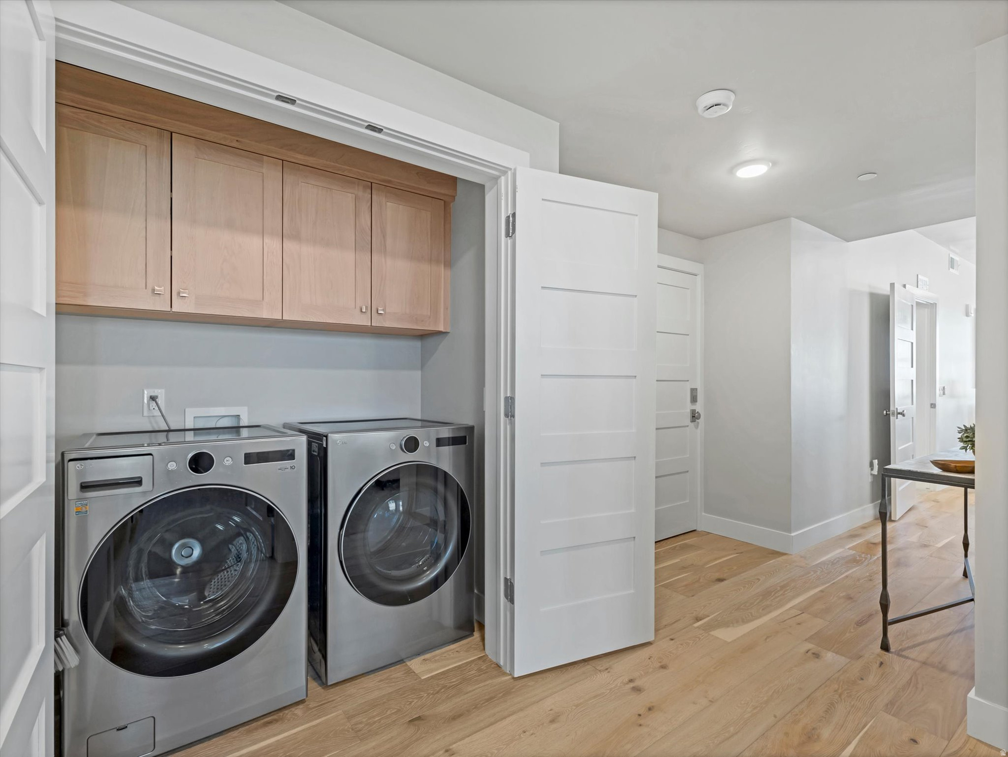 MAYFLOWER LAKESIDE - Residential