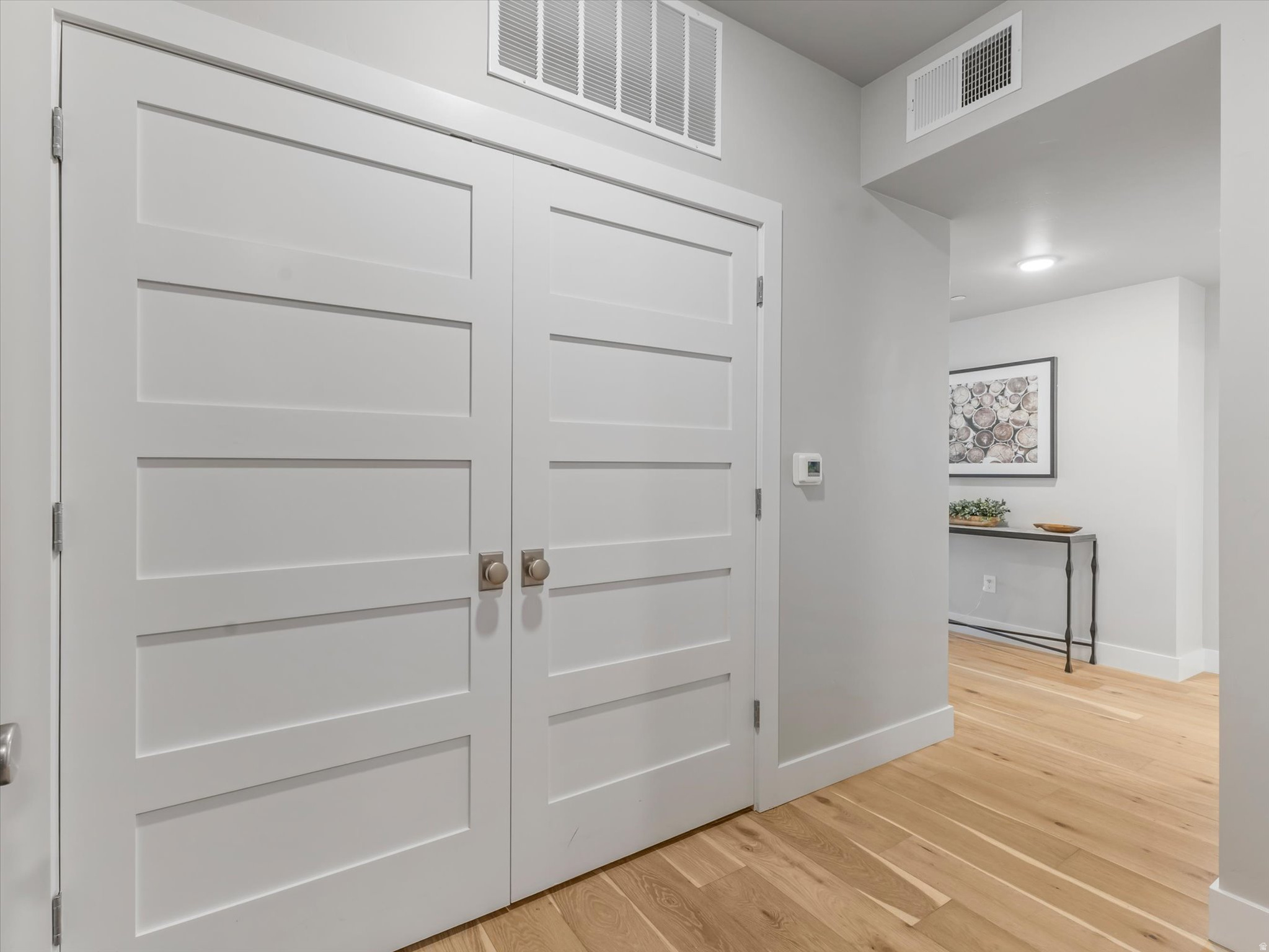 MAYFLOWER LAKESIDE - Residential