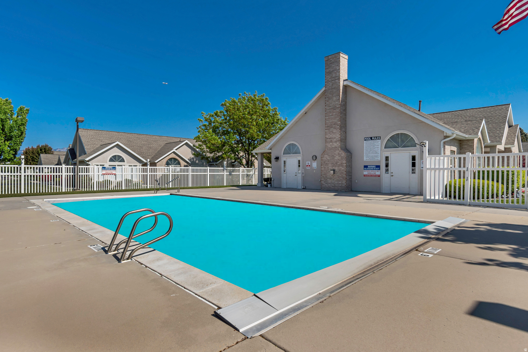 VALLEY VU VILLAS CONDOMINIUM - Residential