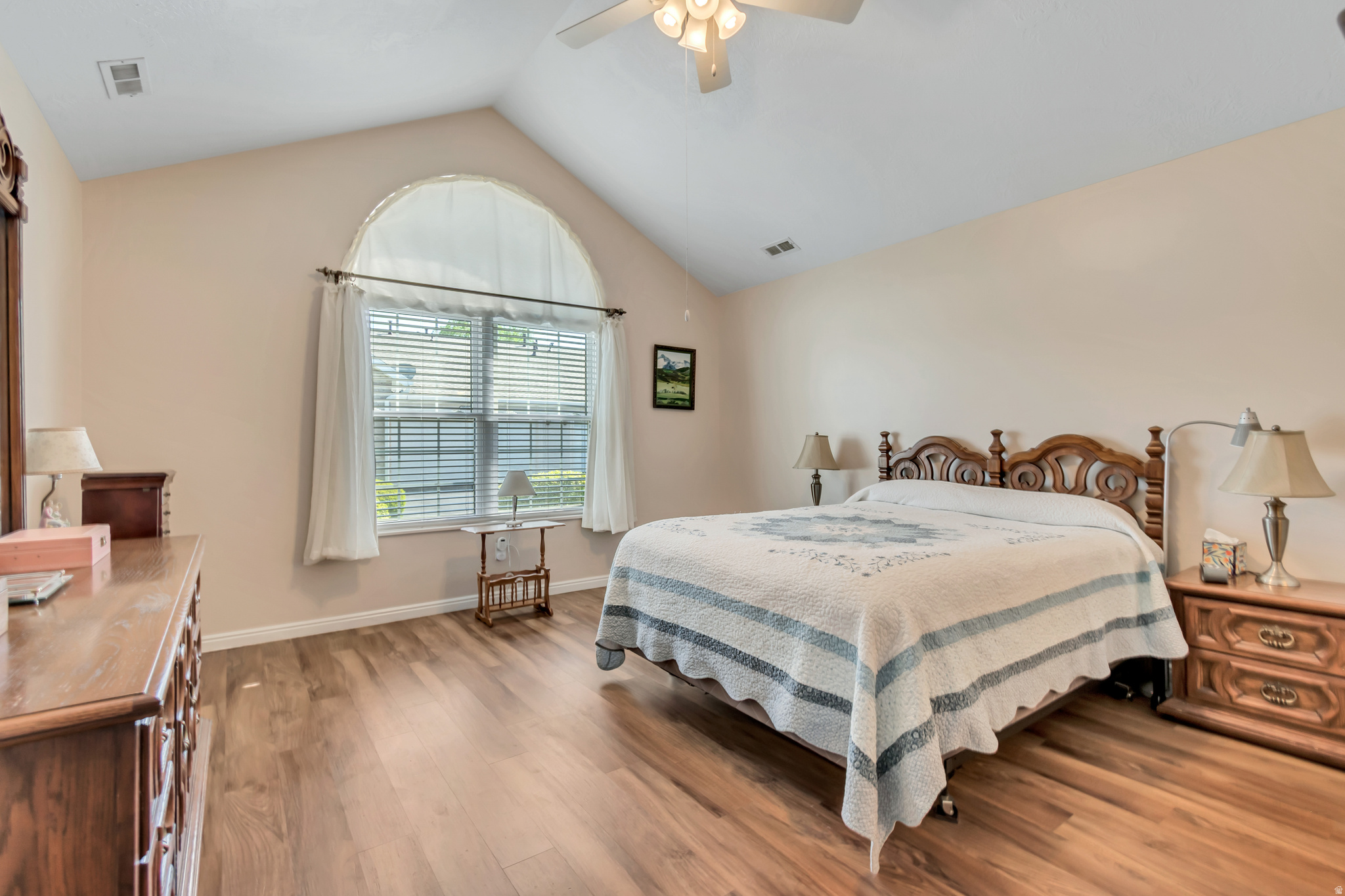 VALLEY VU VILLAS CONDOMINIUM - Residential