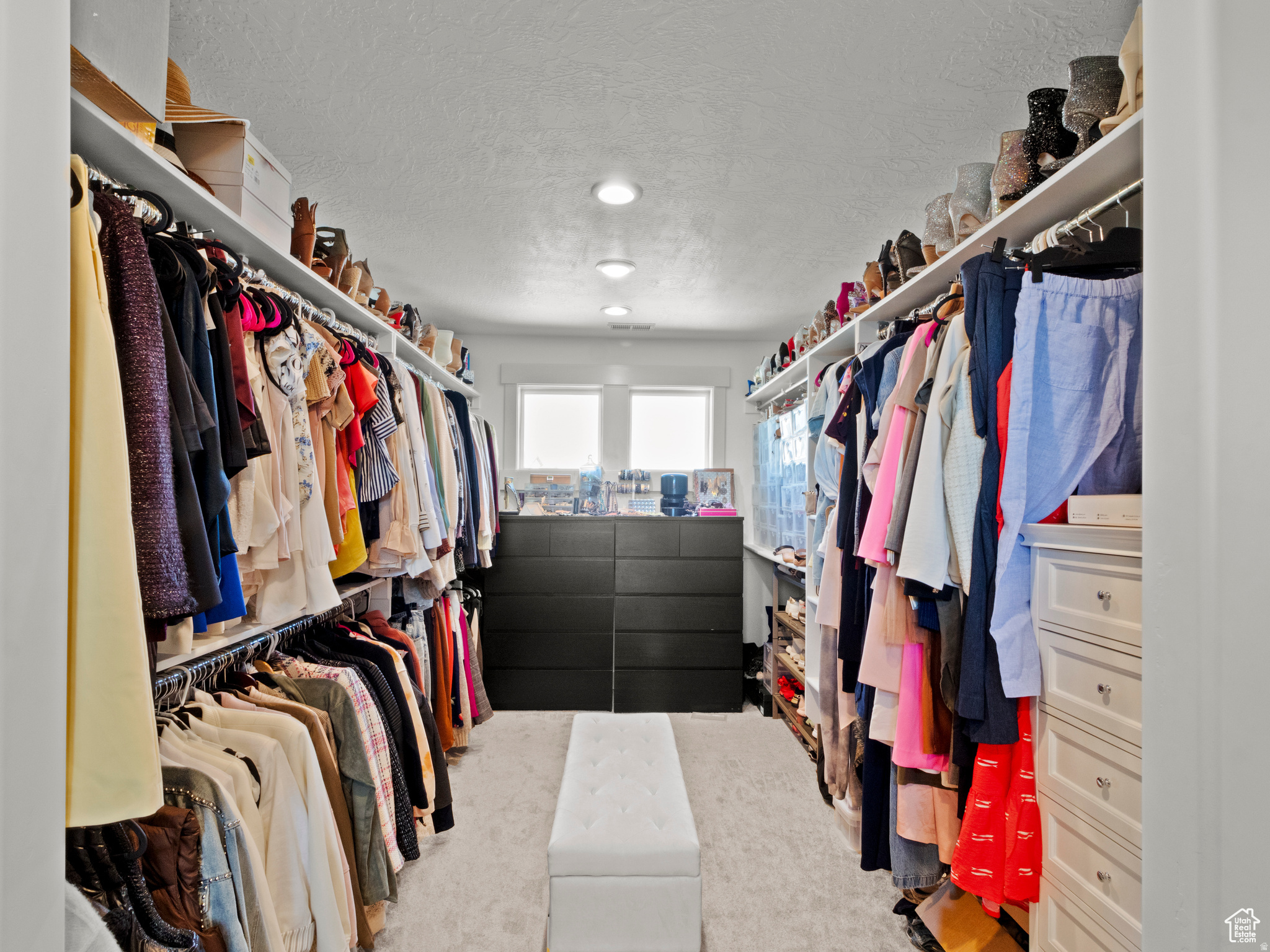 QUAILHILL - Residential