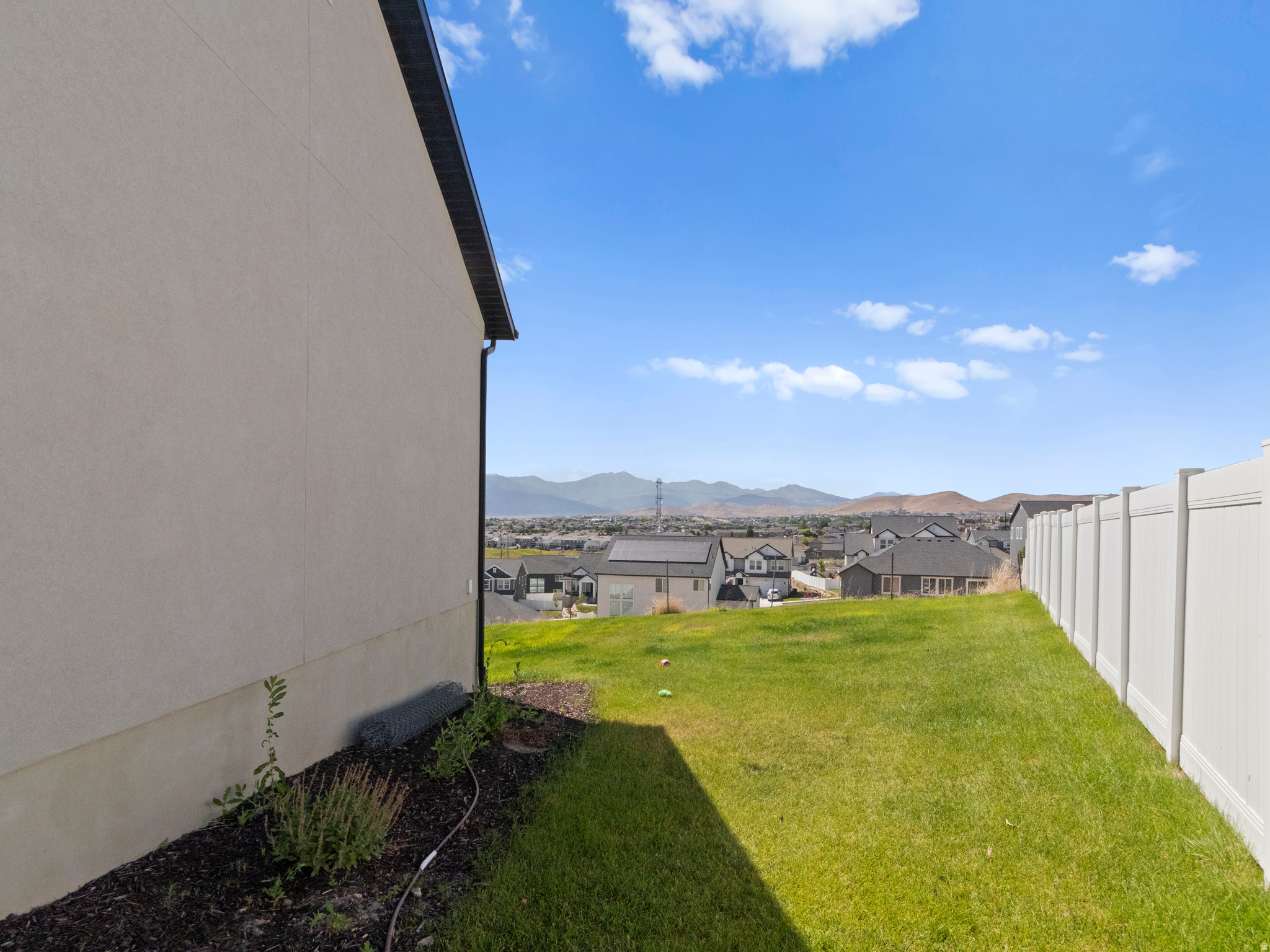 QUAILHILL - Residential