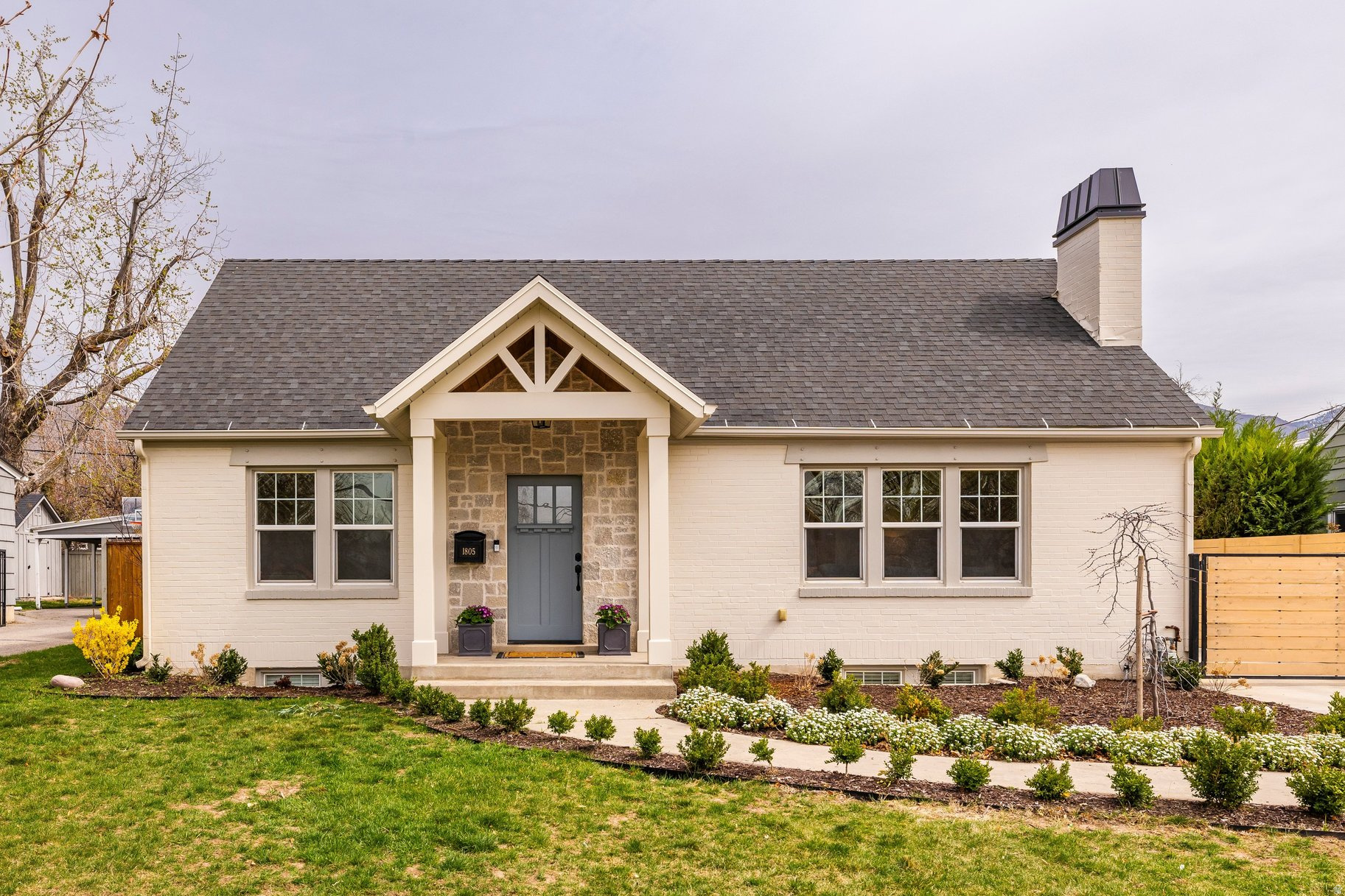 SUGAR HOUSE - Residential