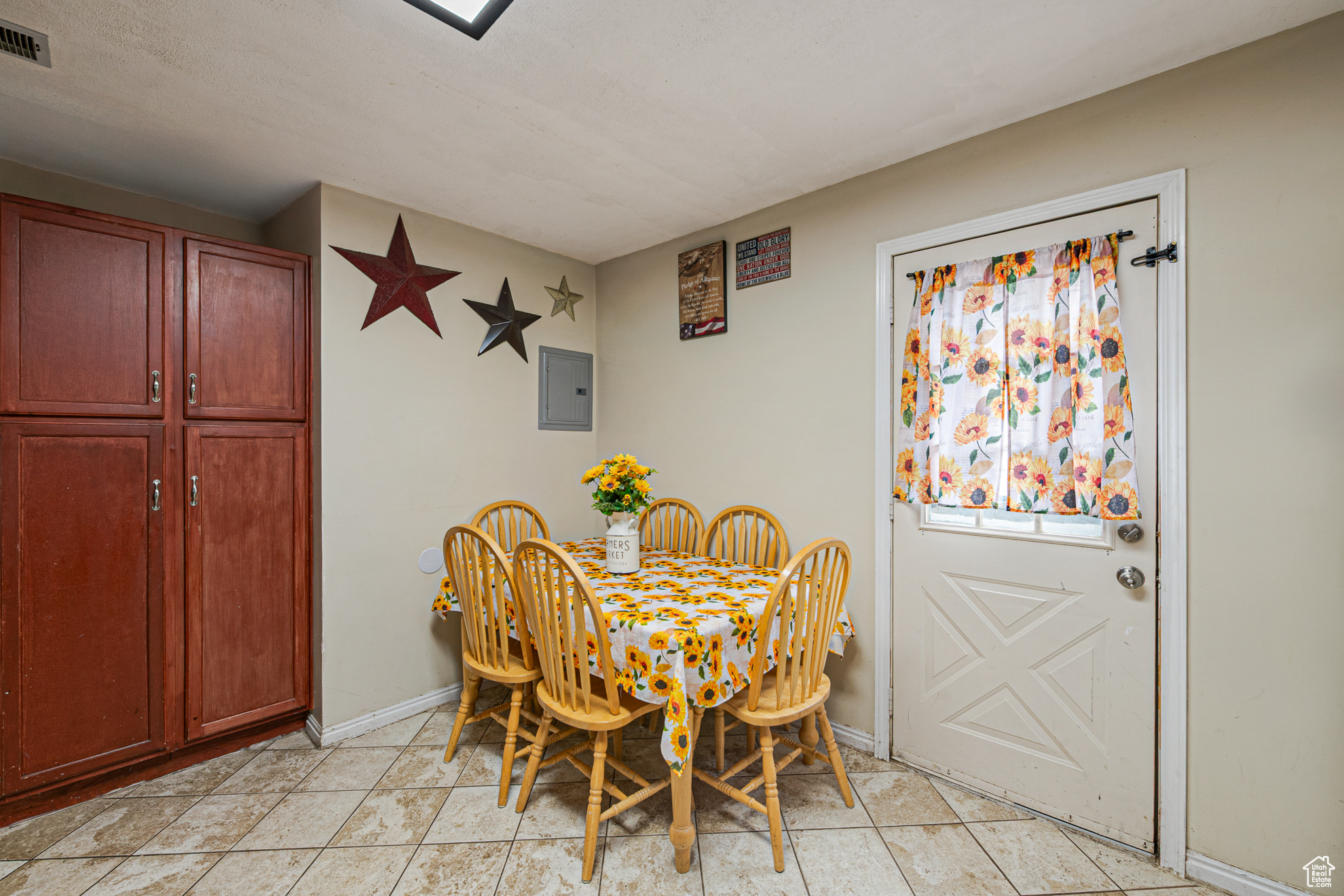 HOFFMAN HEIGHTS - Residential