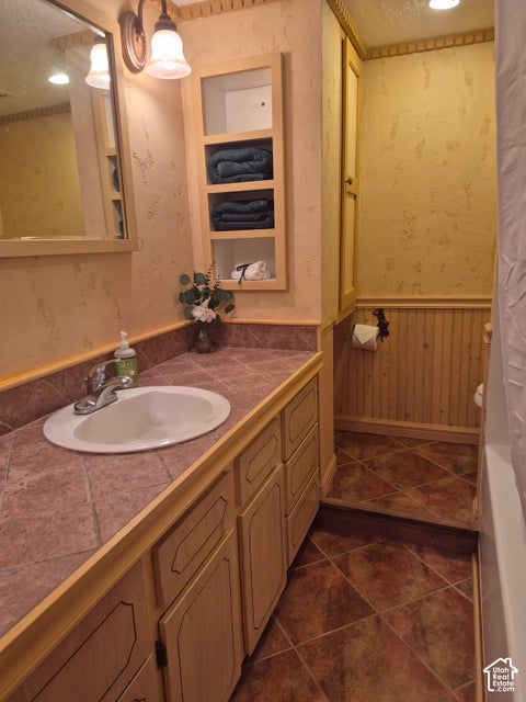Tiny photo for 4896 S ADAMS AVE E, South Ogden, UT 84403 (MLS # 2190356)