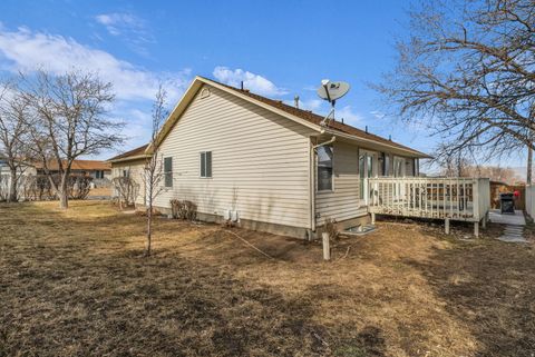 Tiny photo for 6993 S 1620 E, Cottonwood Heights, UT 84121 (MLS # 2136053)