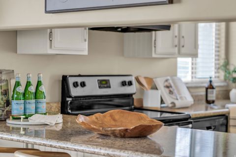 Tiny photo for 6993 S 1620 E, Cottonwood Heights, UT 84121 (MLS # 2136053)