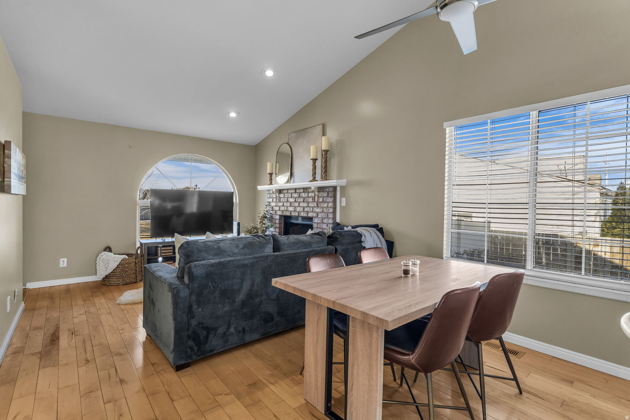 VISTA VENTES - Residential