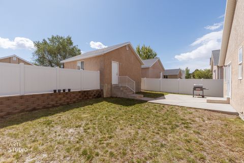 Tiny photo for 11833 S PREAMBLE RD, Draper, UT 84020 (MLS # 2154492)