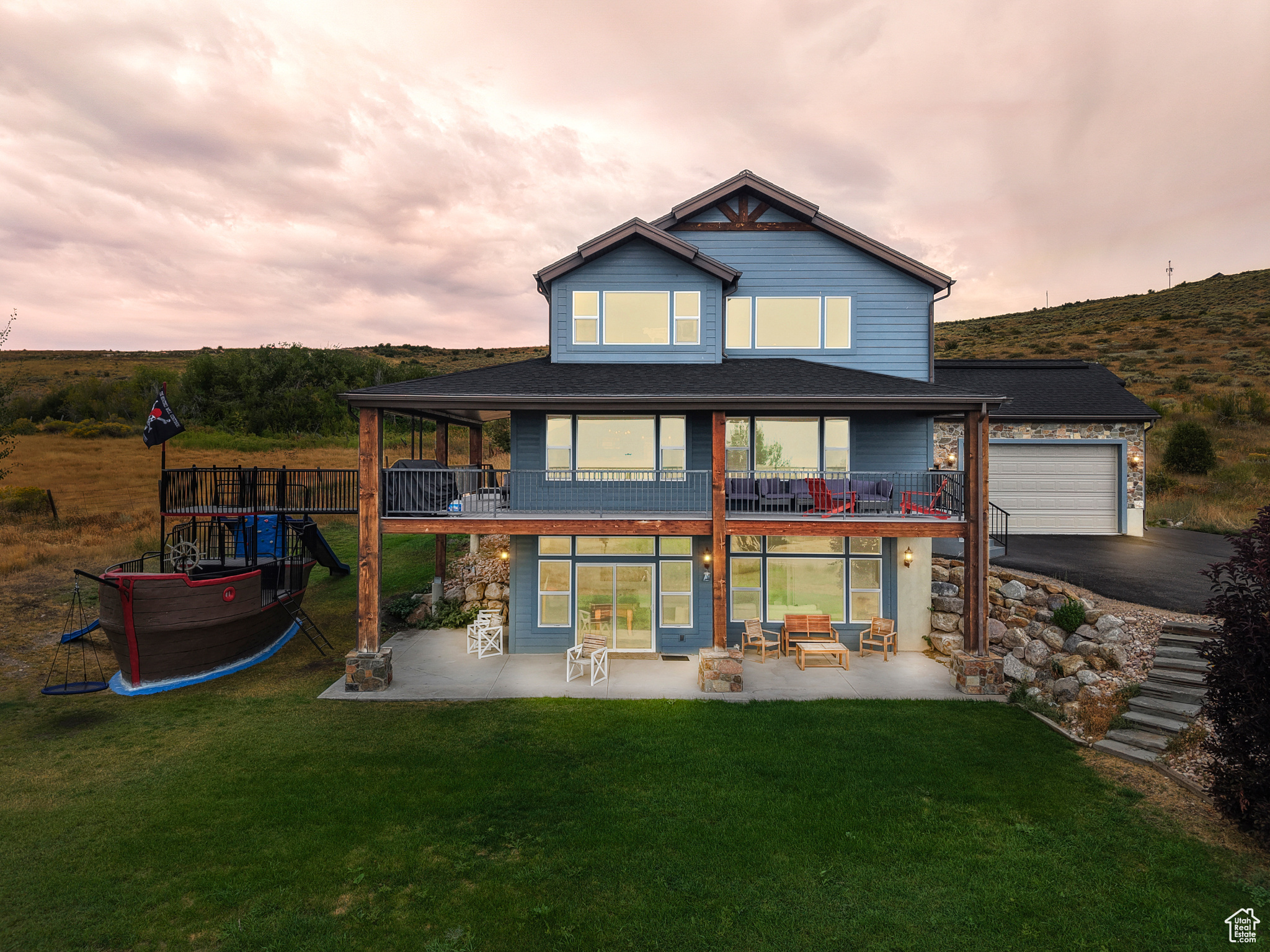 CHALET PH 1 - Residential