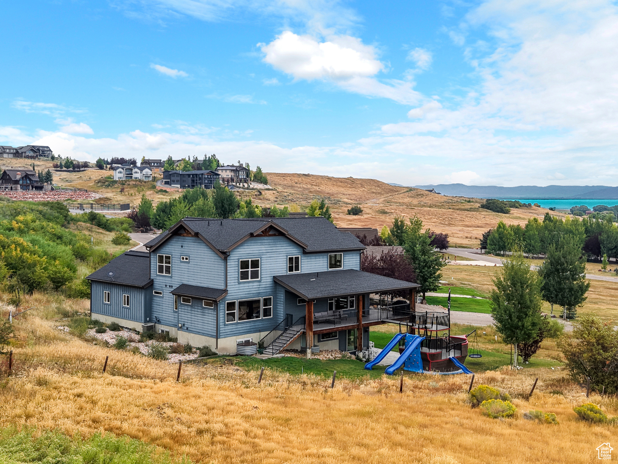 CHALET PH 1 - Residential