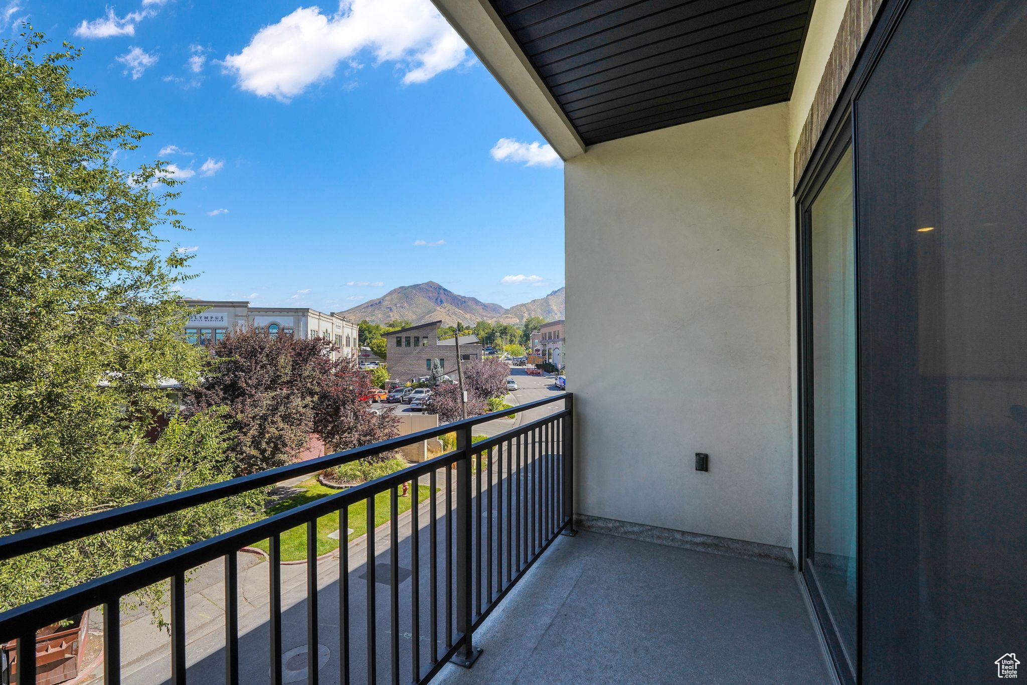 STATION AT HOLLADAY - Residential