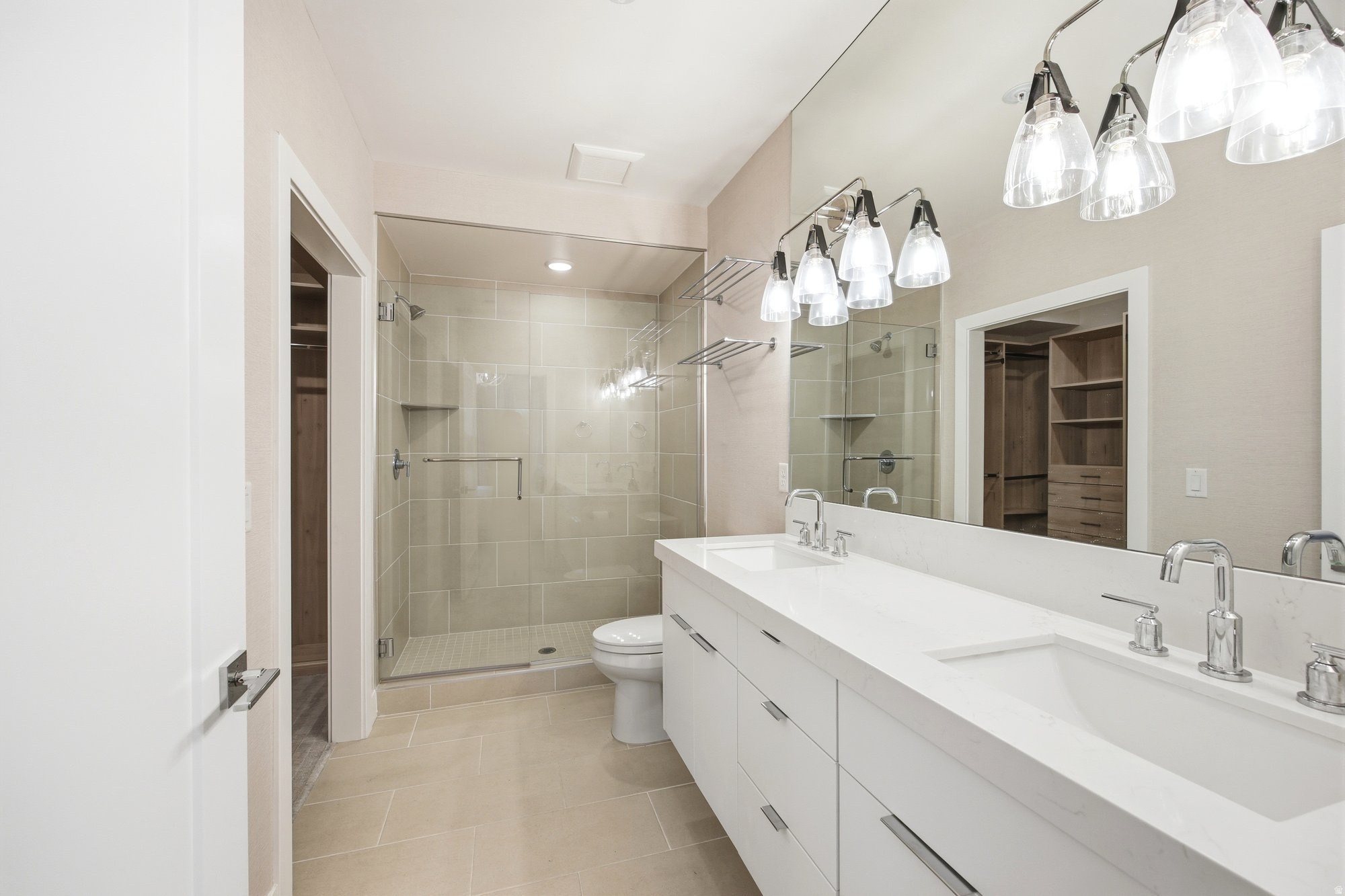 STATION AT HOLLADAY - Residential