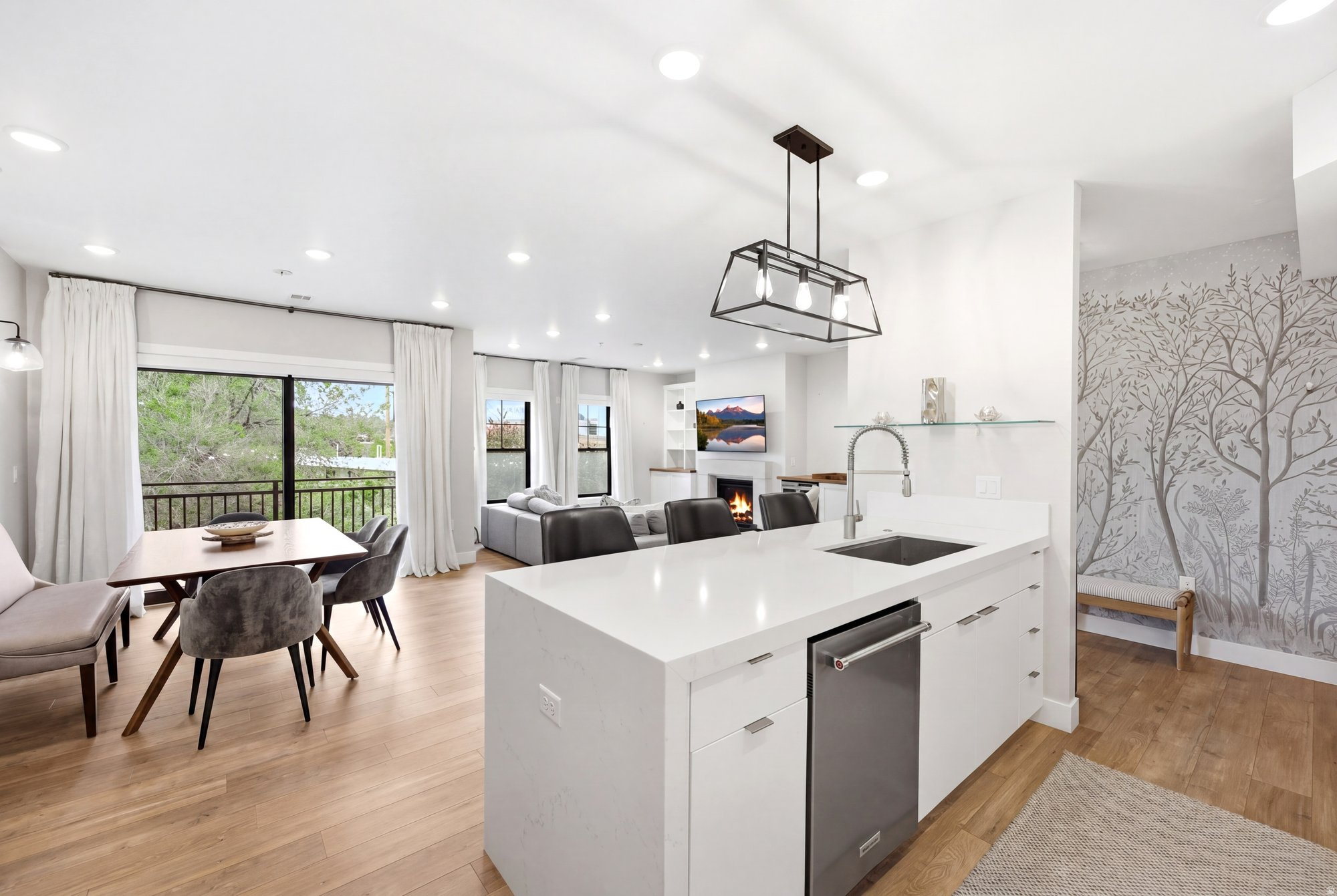 STATION AT HOLLADAY - Residential