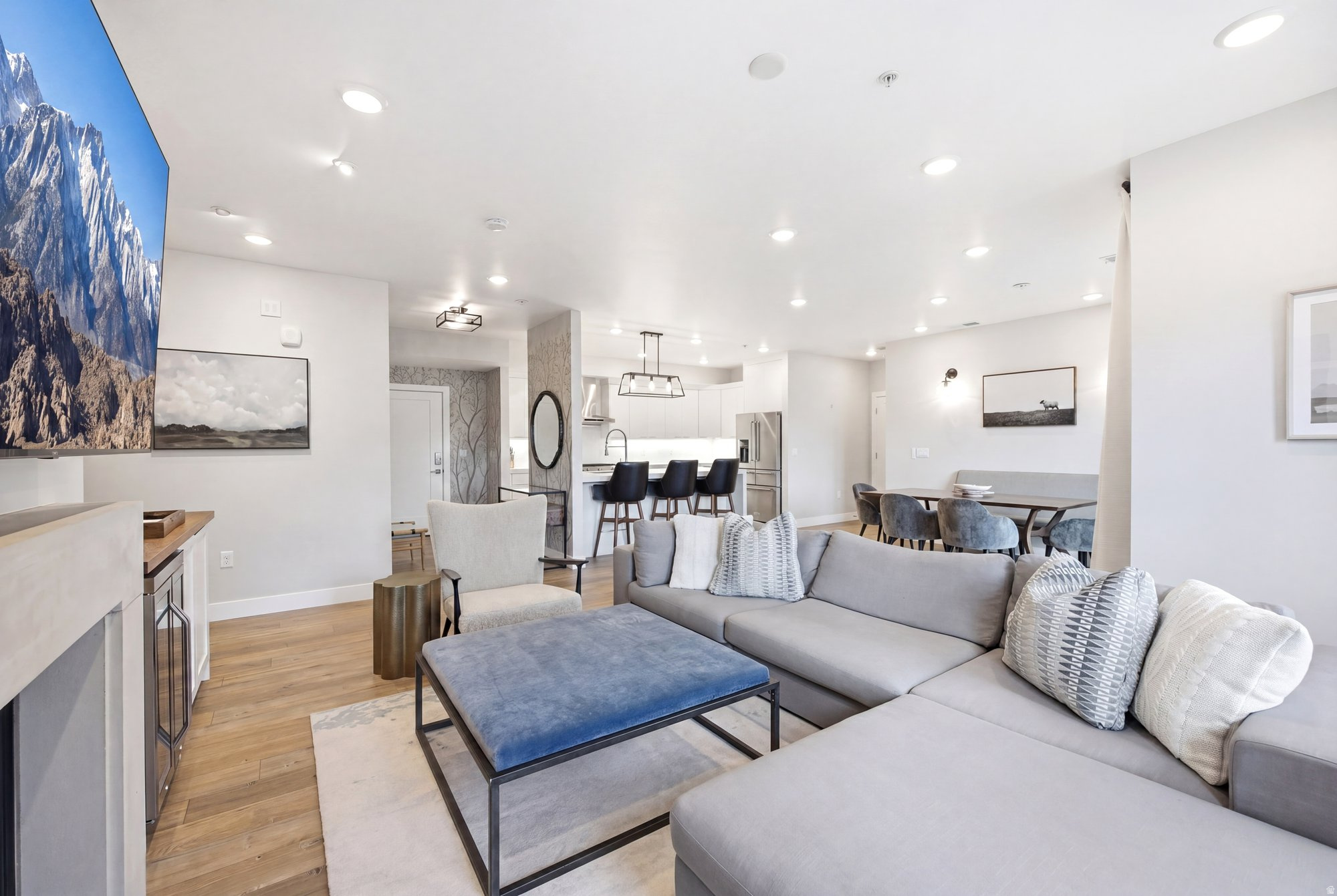 STATION AT HOLLADAY - Residential