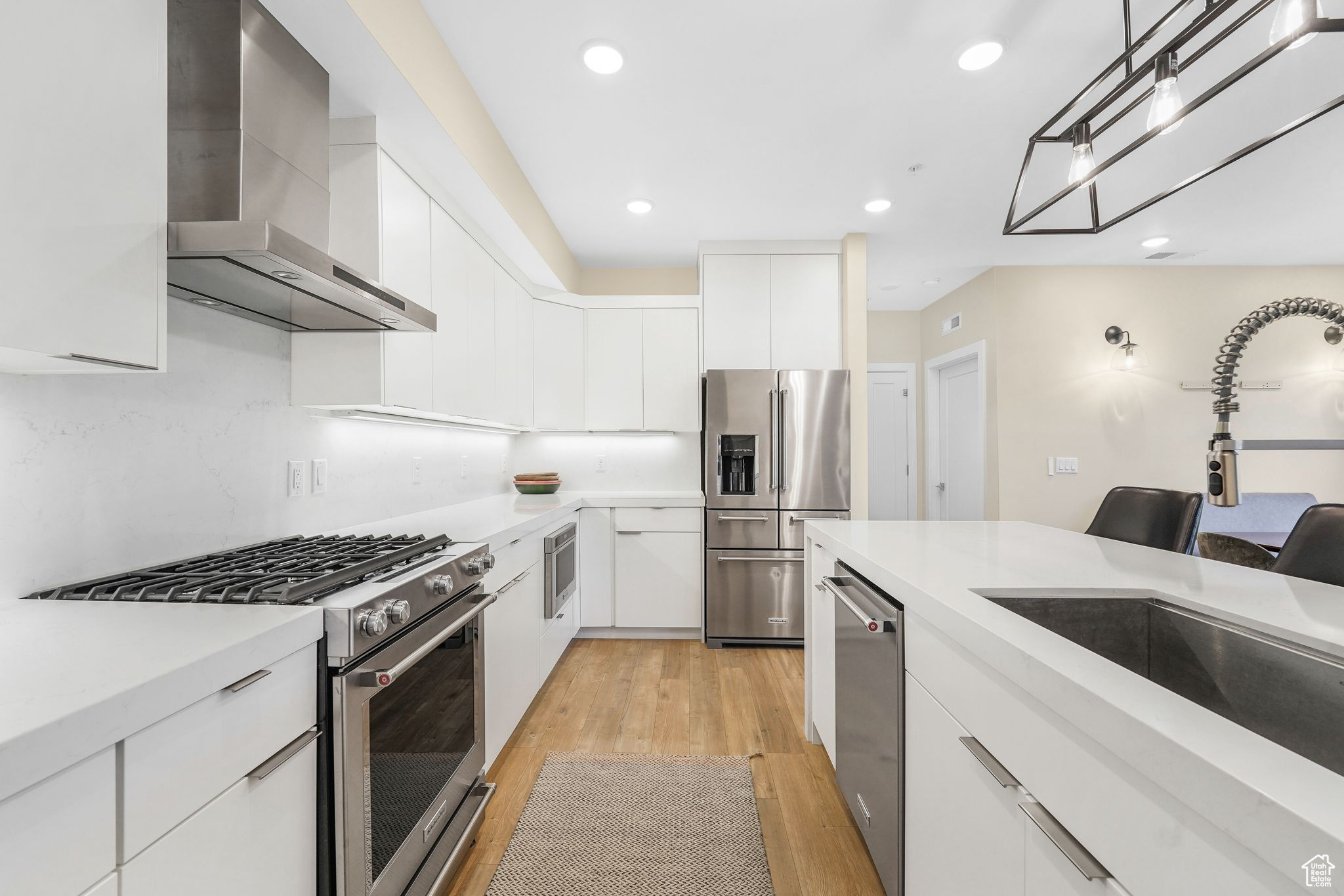 STATION AT HOLLADAY - Residential