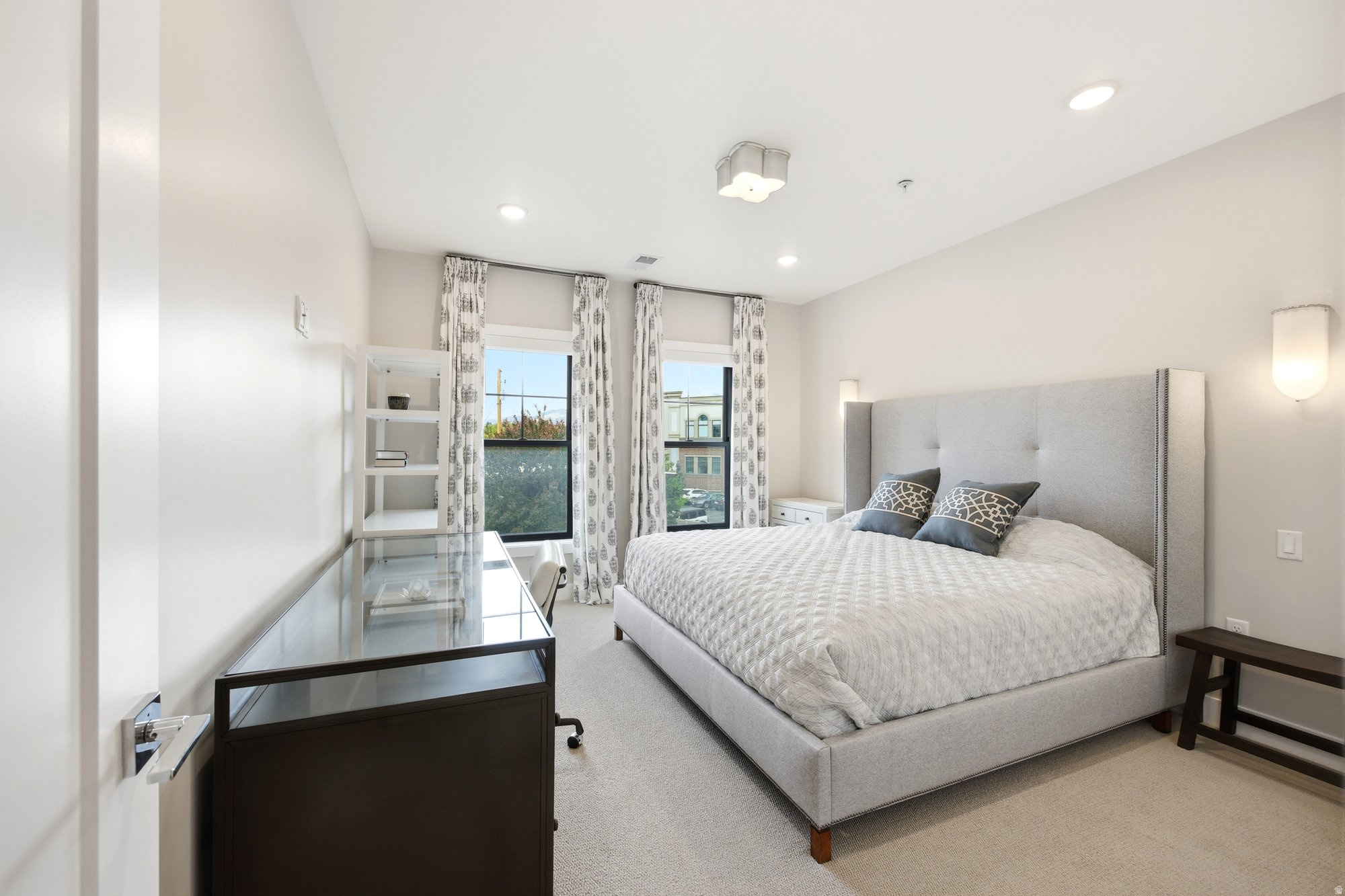 STATION AT HOLLADAY - Residential