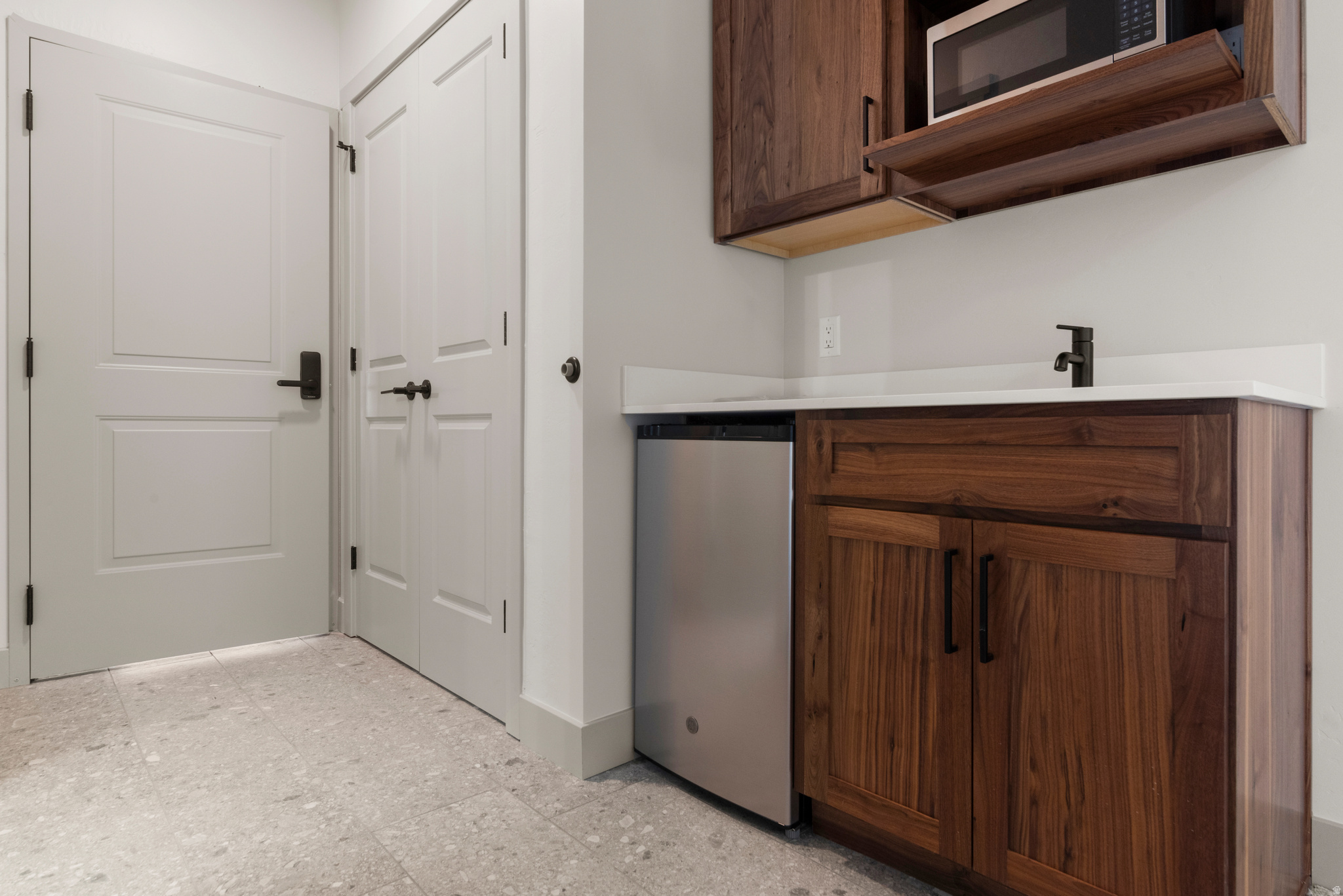 LAKE RESIDENCES AT BEAR LAKE PH 8 - Residential