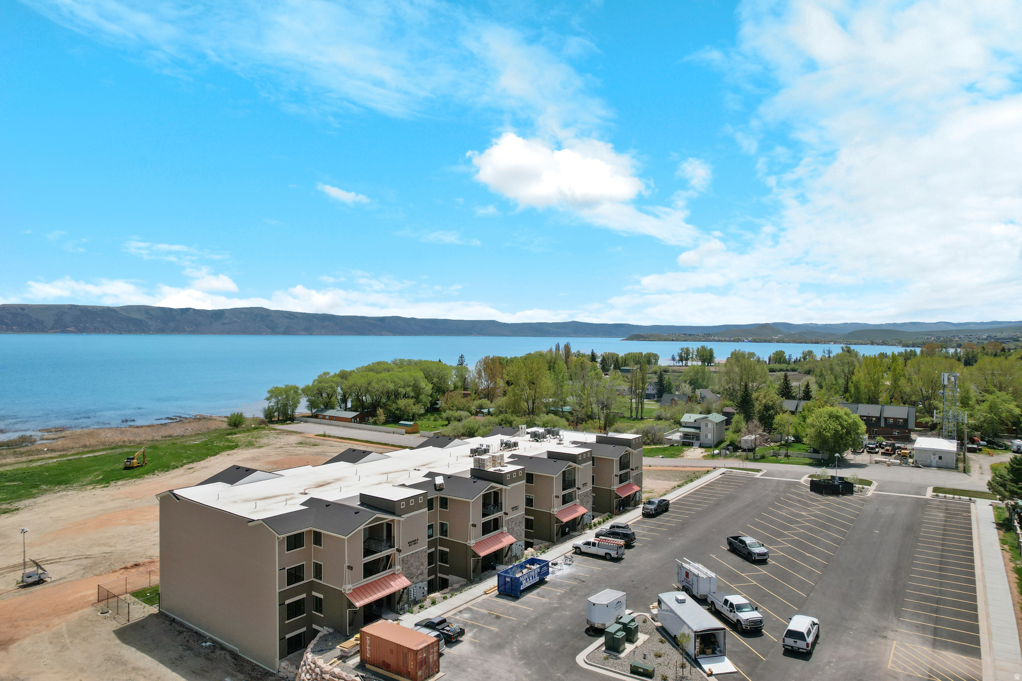 LAKE RESIDENCES AT BEAR LAKE PH 8 - Residential