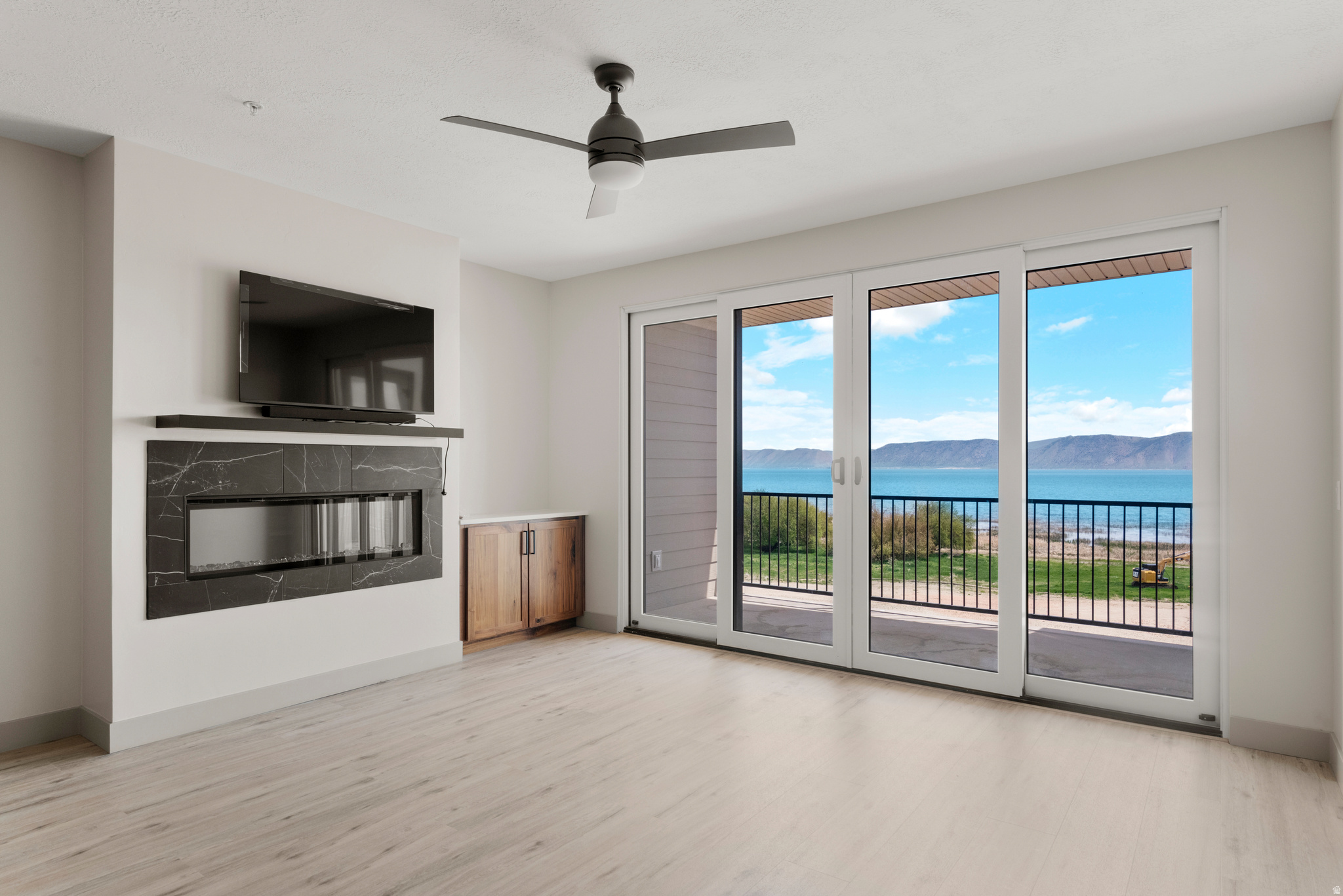 LAKE RESIDENCES AT BEAR LAKE PH 8 - Residential