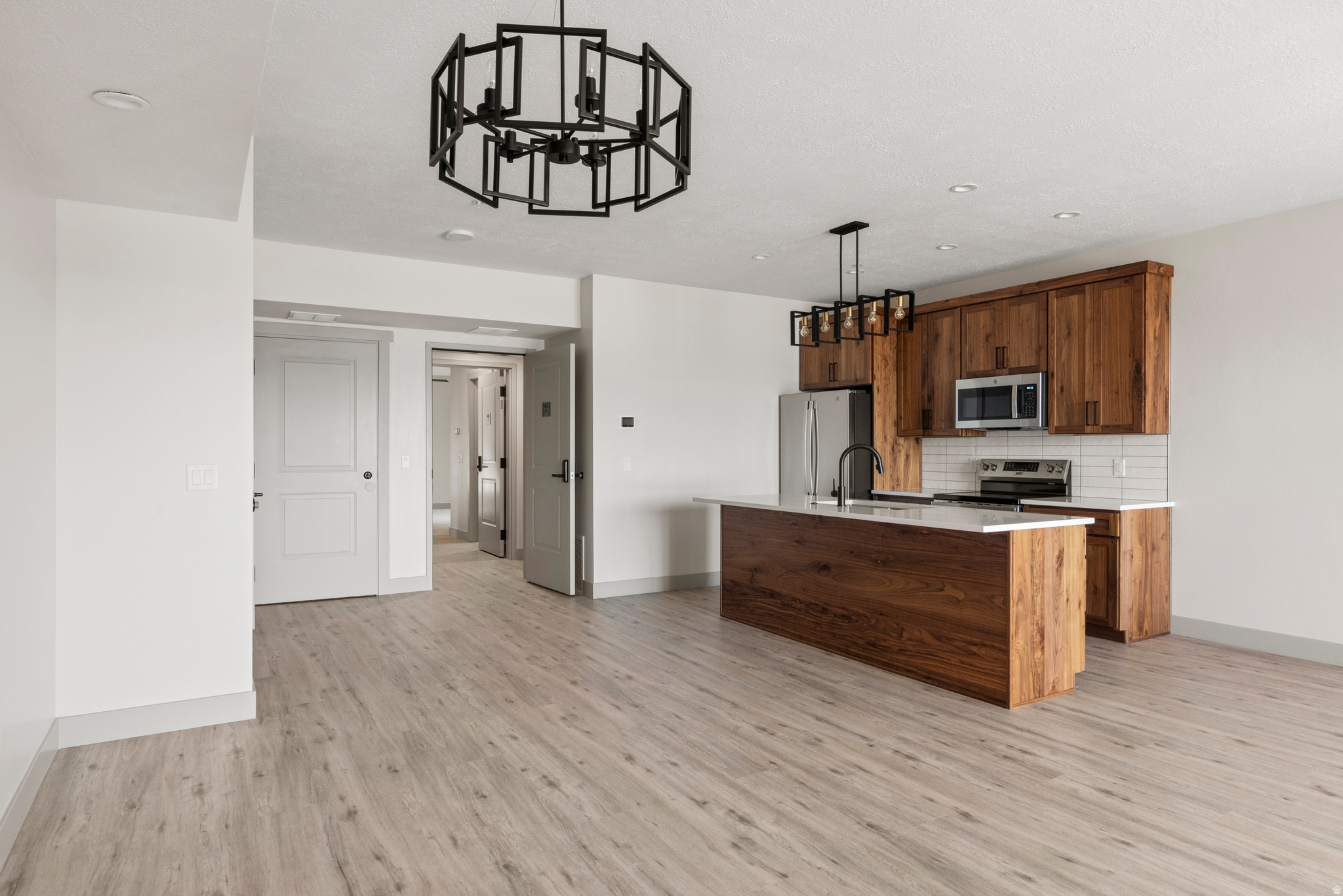 LAKE RESIDENCES AT BEAR LAKE PH 8 - Residential