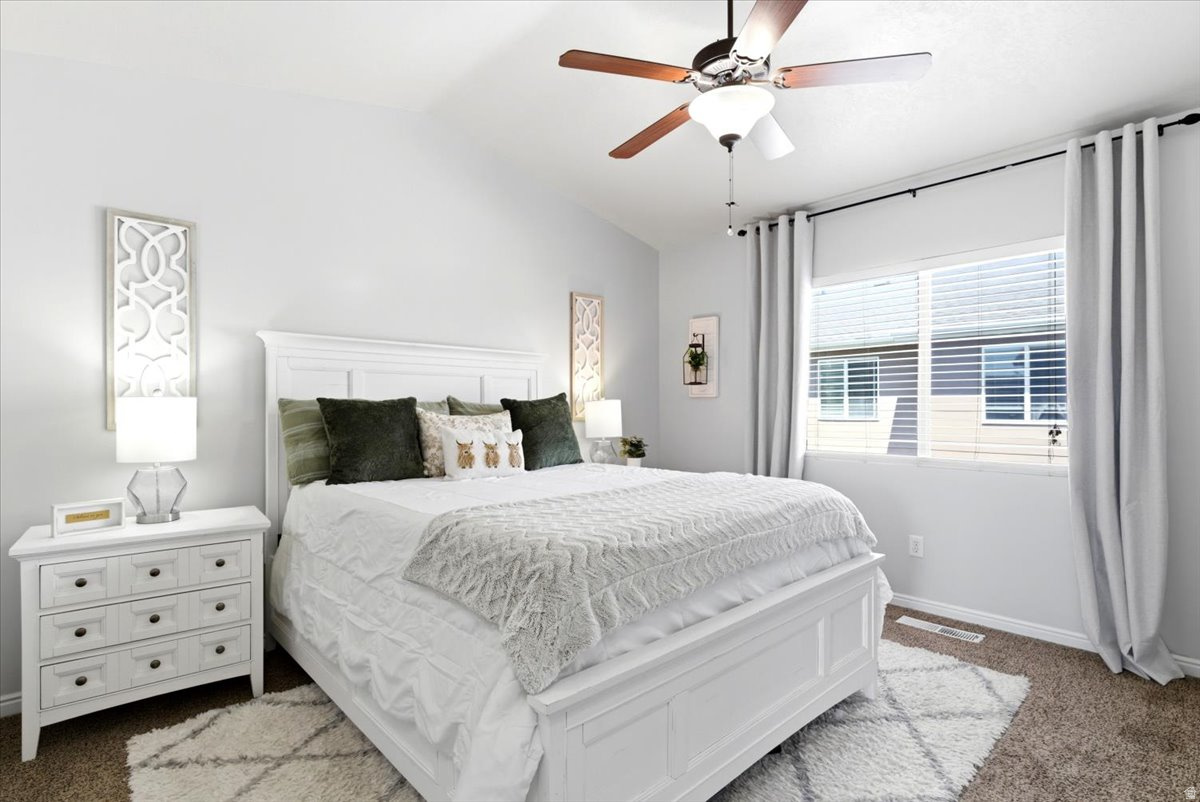 NEW TOWNE SQUARE - Residential