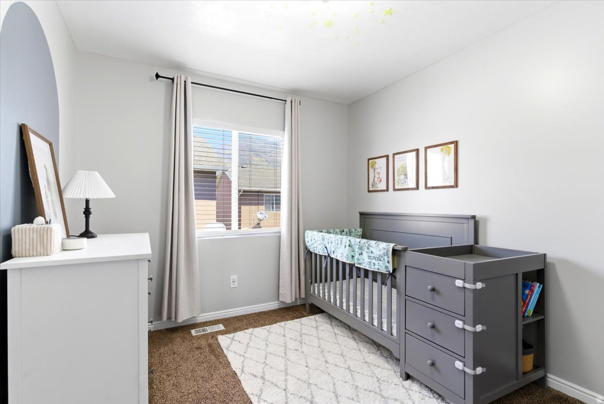 NEW TOWNE SQUARE - Residential
