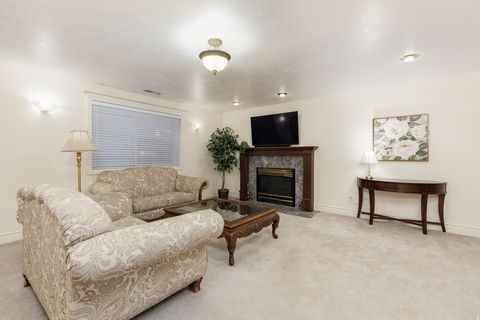 Tiny photo for 814 S 860 W, Cedar City, UT 84720 (MLS # 2129738)