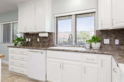 Tiny photo for 814 S 860 W, Cedar City, UT 84720 (MLS # 2129738)