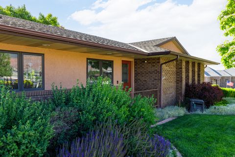 Tiny photo for 814 S 860 W, Cedar City, UT 84720 (MLS # 2129738)