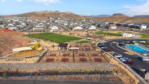 Tiny photo for 2101 S WOLVERINE WAY #2432, Washington, UT 84780 (MLS # 2153348)