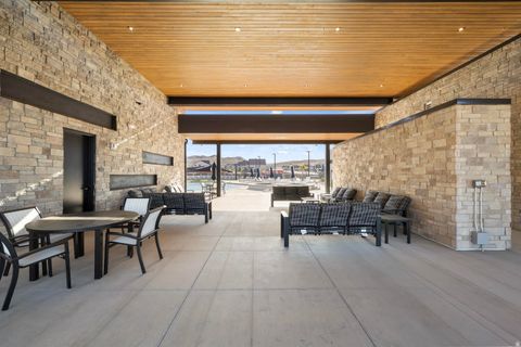 Tiny photo for 2101 S WOLVERINE WAY #2432, Washington, UT 84780 (MLS # 2153348)