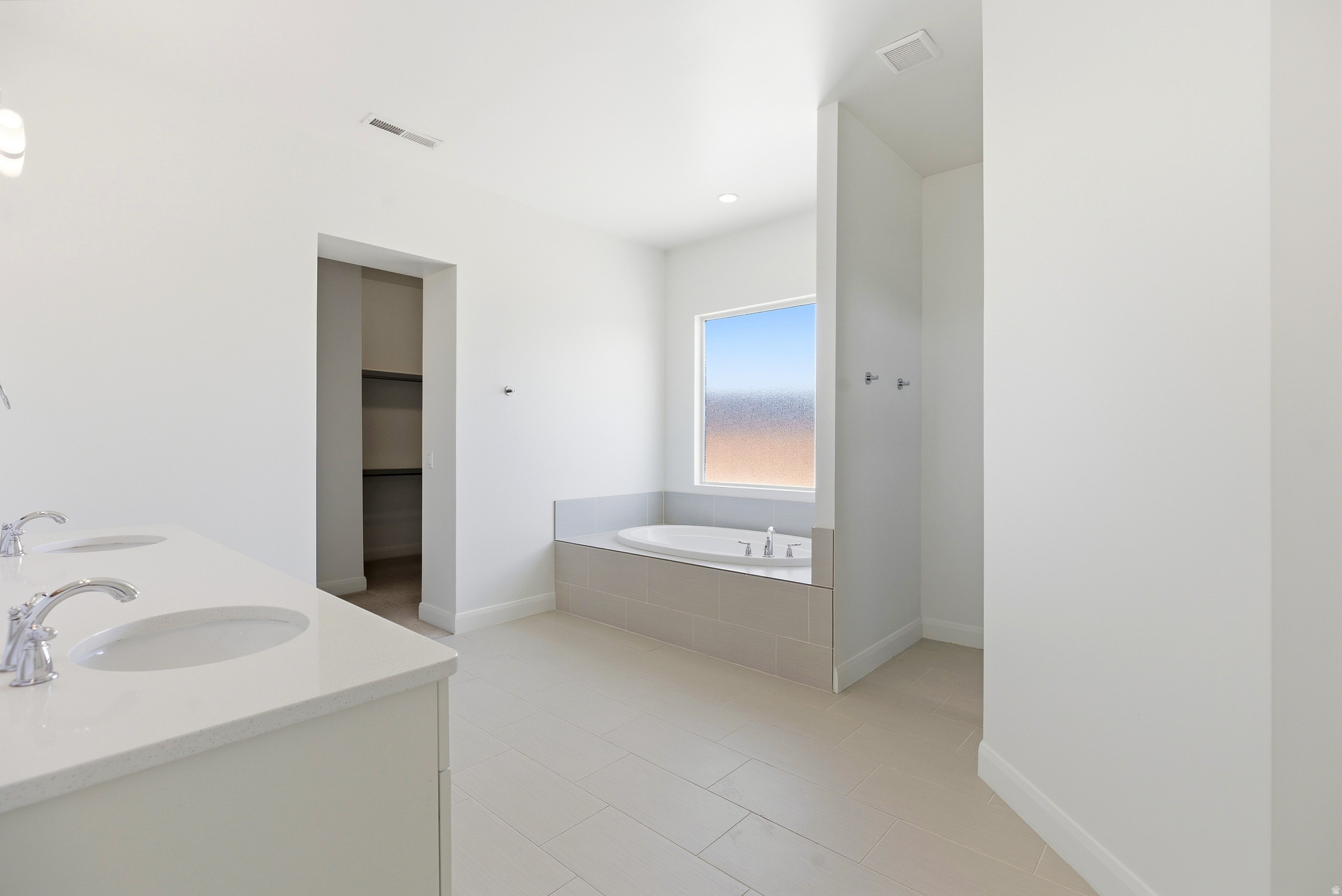 SILVERSTONE 4 AT GREEN SPRINGS - Residential