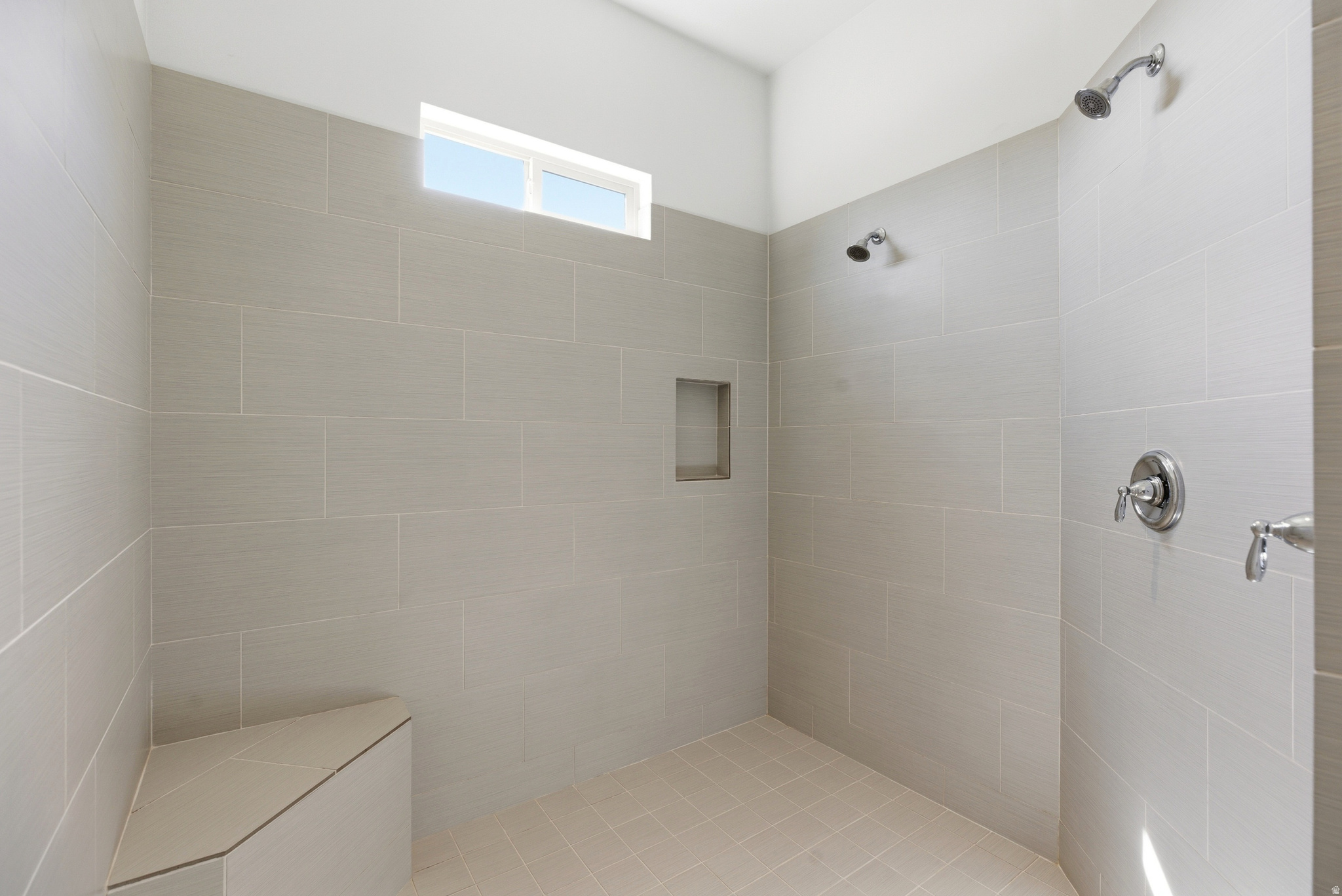 SILVERSTONE 4 AT GREEN SPRINGS - Residential