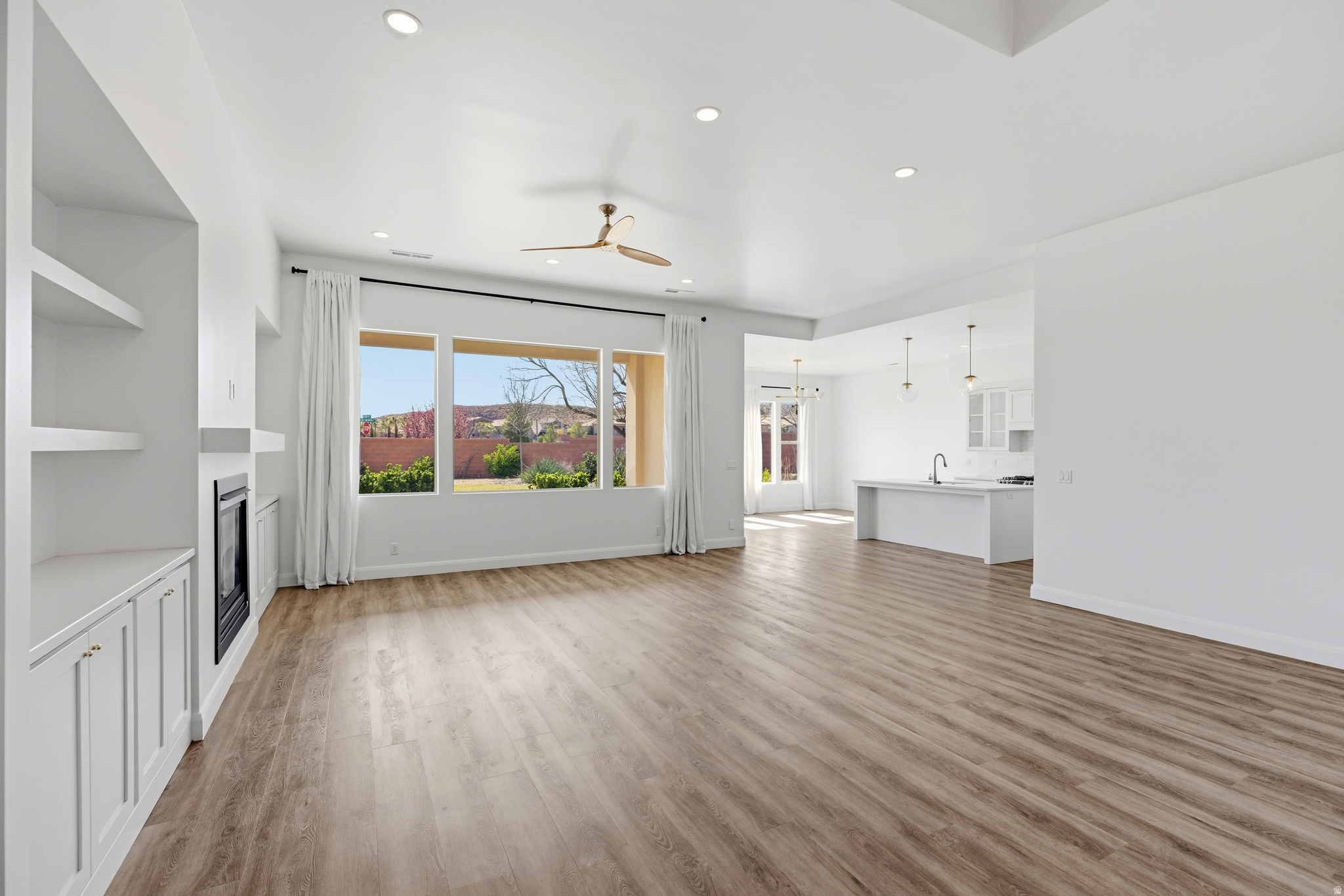 SILVERSTONE 4 AT GREEN SPRINGS - Residential