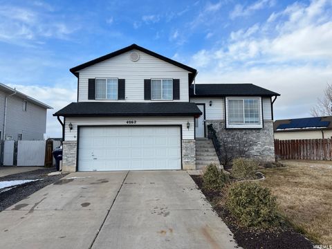 Photo of 4062 W 5950 S, Roy, UT 84067 (MLS # 2142421)