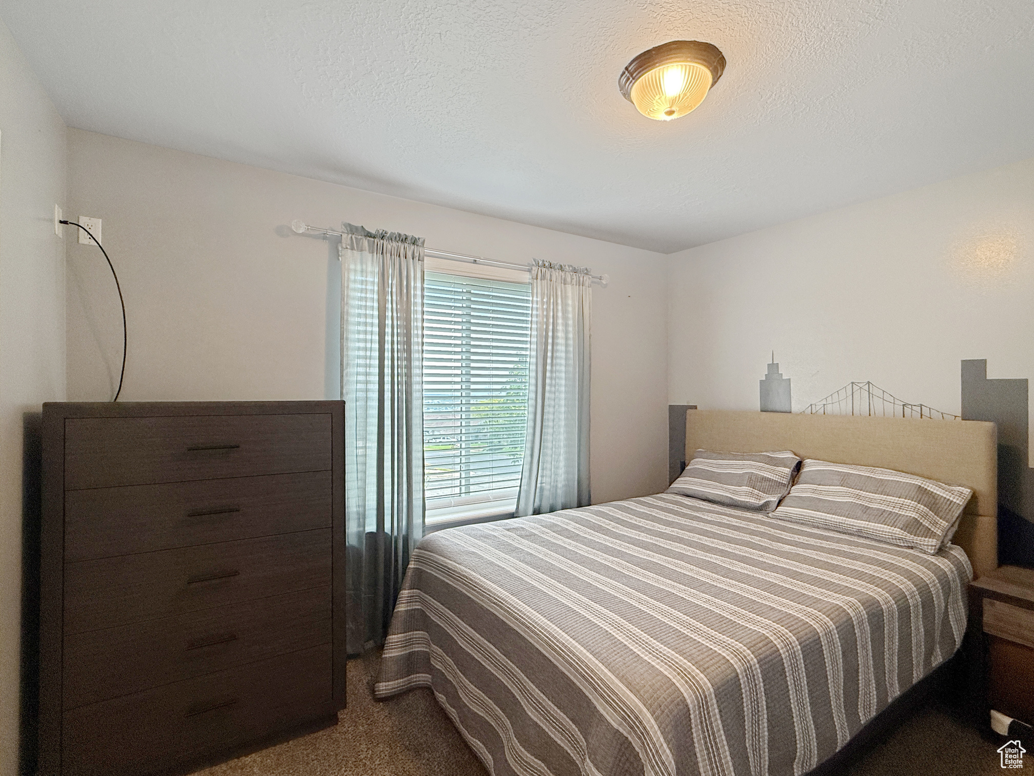 NORTH OAKS COVE - Residential