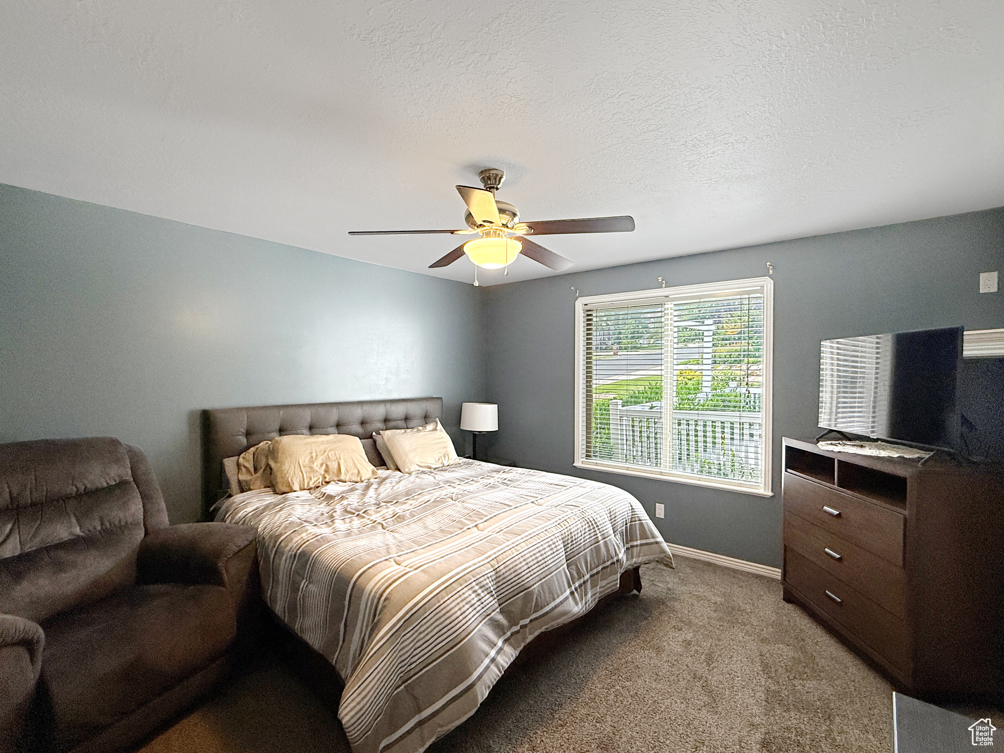 NORTH OAKS COVE - Residential