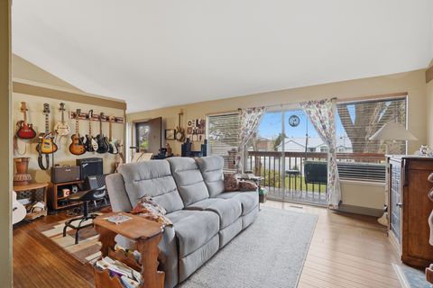 Tiny photo for 1661 W ALLEGHENY DR, Salt Lake City, UT 84123 (MLS # 2147791)