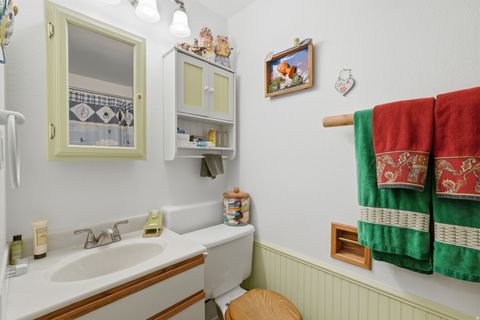 Tiny photo for 1661 W ALLEGHENY DR, Salt Lake City, UT 84123 (MLS # 2147791)