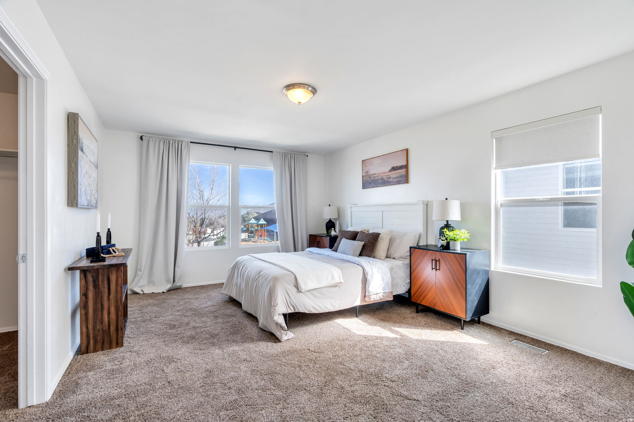 OVERLAKE - Residential