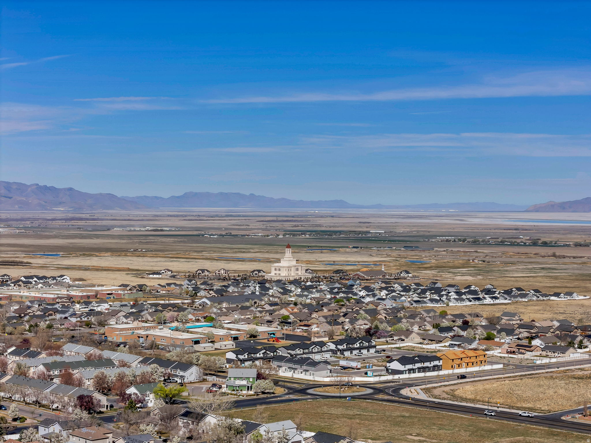 OVERLAKE - Residential