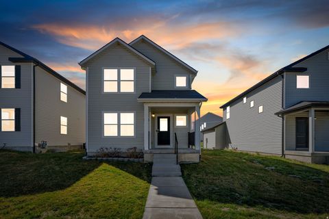 Townhouse For Sale - 182 E Aparicio Dr<br/> Tooele County, Tooele, UT 84074