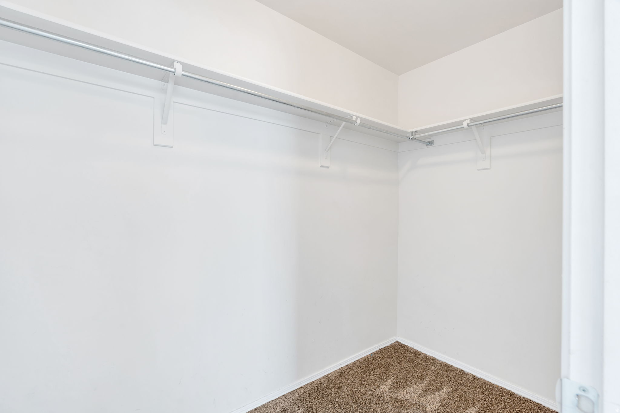 OVERLAKE - Residential