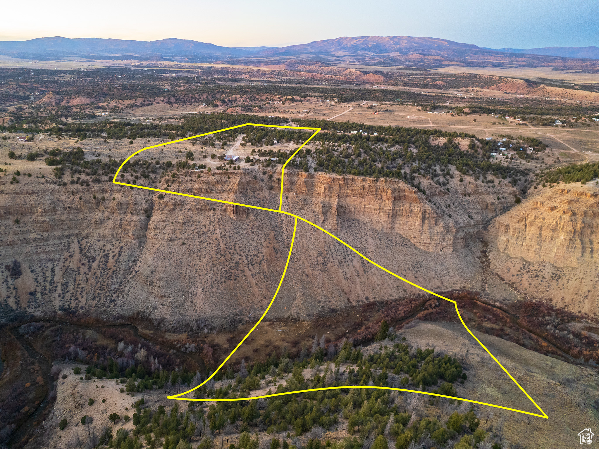 RED CREEK RANCHES - Residential