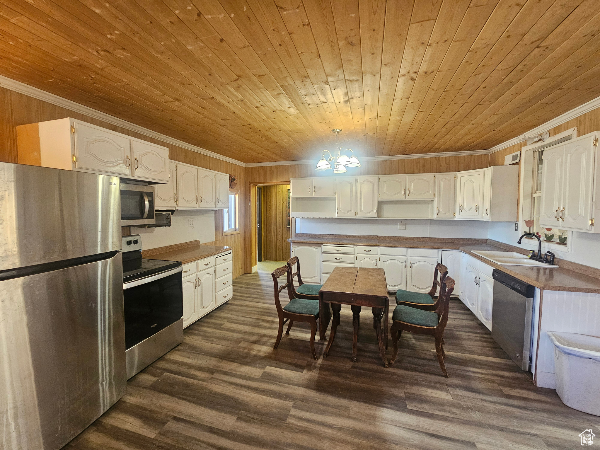 RED CREEK RANCHES - Residential