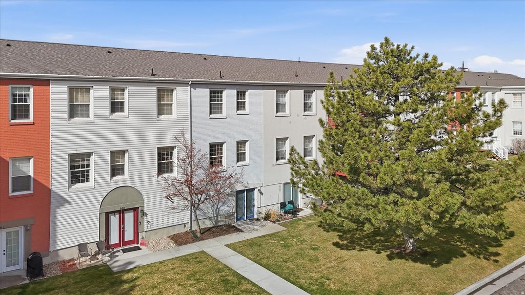 Photo of 885 S ARAPAHO CT, Brigham City, UT 84302 (MLS # 2141861)