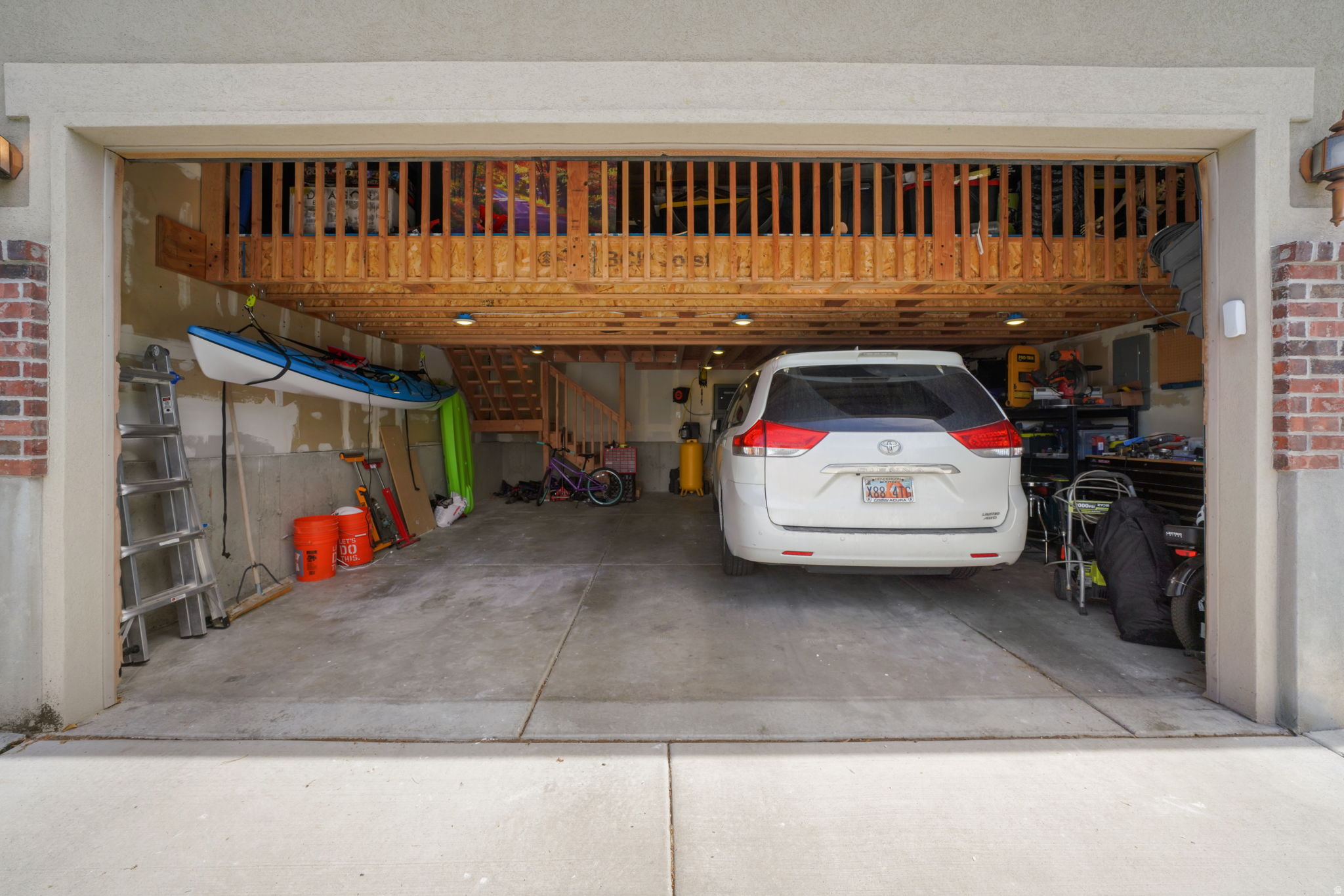 PICKET LANE II - Residential